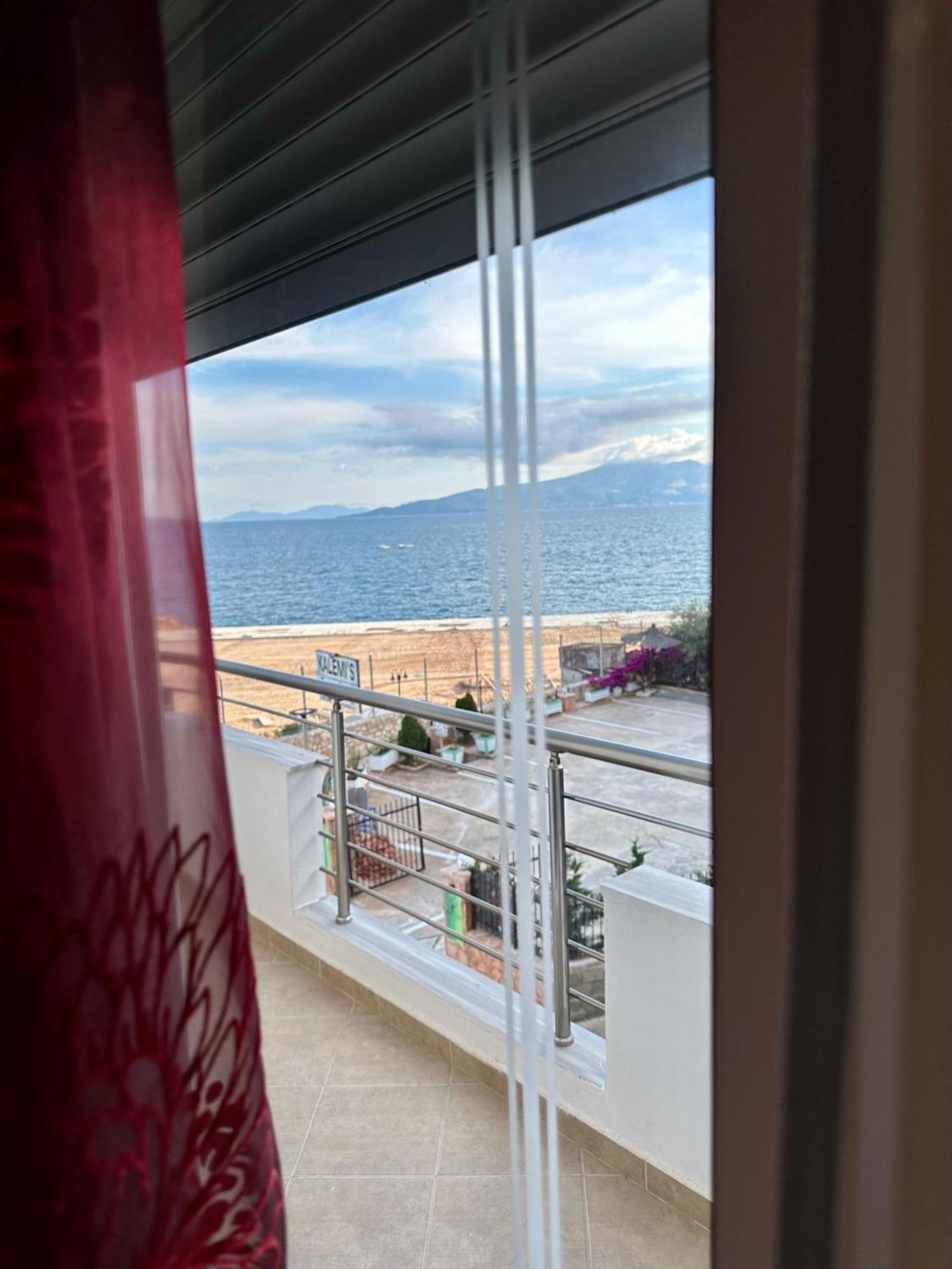 Aqua Apartments Seaview Sarandë Exterior foto
