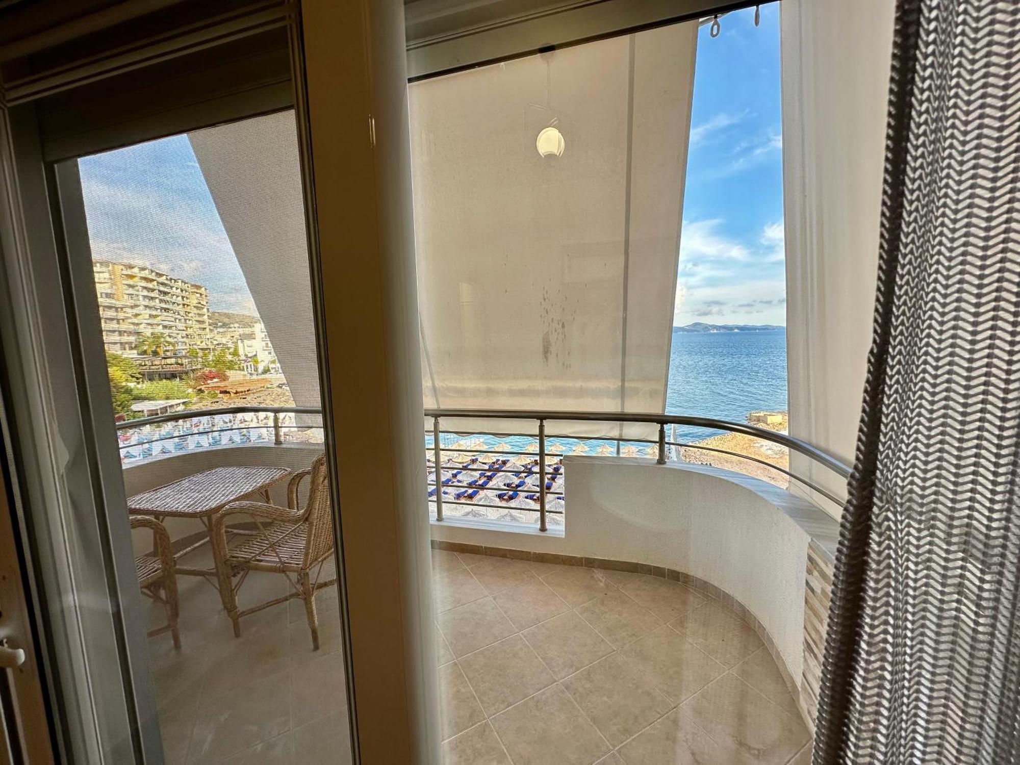 Aqua Apartments Seaview Sarandë Exterior foto