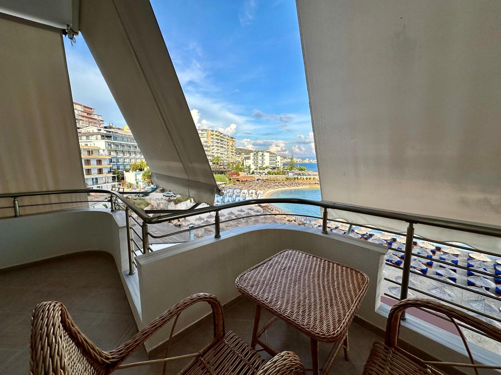 Aqua Apartments Seaview Sarandë Exterior foto